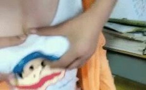 揉胸摸胸邪恶动态图