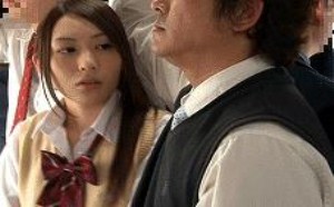 89年身材超好妹子公交车上玩观音坐莲做爱动态图