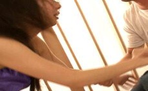 色妹妹被人xxoo男朋友都不要了 00后男女滚草地做爱动态图