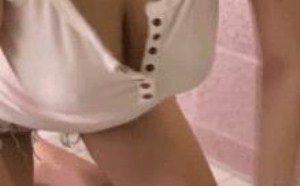 没穿内衣的女仆 邪恶动态图出处卵蛋秒拍