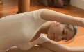 一字马破处女图！皇兄个个狠狂野gif