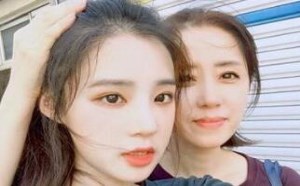 女儿和妈妈我一起要了一起睡了