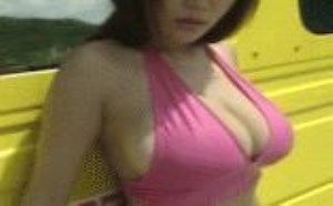 美女人人婷婷开心情五月所有胸罩动态图