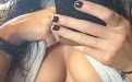 美女脱衣图：这样大尺度的自拍姿势你敢吗