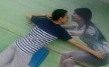 我想和美女亲密接触，终于实现了