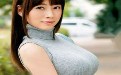 爱情的滋润让美女胸部大得流油