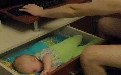 爸爸带孩子就是这么牛 两不误