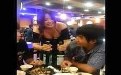 卖酒女低俗的营销手段让男人忍不住买买买