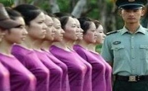 亚运礼仪小姐 气场凸显出广州美女诚意