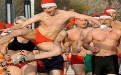 流氓图片：最奔放的圣诞老人裸奔内涵图片
