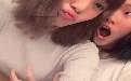 美女们疯狂起来连闺蜜的胸部都不放过