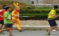 悟空快使用你的筋斗云绝招战胜他们