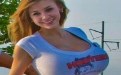 36d的胸围美女就是这样的自信迷人