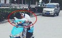 兄弟快醒醒吧，这样开车很危险的！