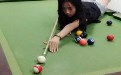 妹子这下扒着捅都不进,我劝你还是放弃台球梦吧 妹子这下扒着捅都不进,我劝你还是放弃台球梦吧