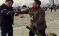 兄弟算了，给我个面子，别和他一般计较