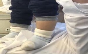 人乳负重，宝宝踩起是舒服呀