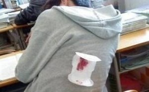 这位男同学，你是得罪了哪个女生咯