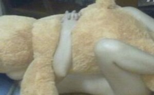 妹子没男人找我上啊，别为难一只熊熊