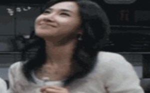 美女激情综合网：我左右摇摆胸部会发出声音