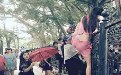 女汉子就是这样，从不在意别人的眼光